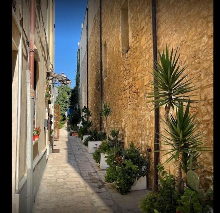 P4T Holidays Home - City Center Brindisi Dış mekan fotoğraf